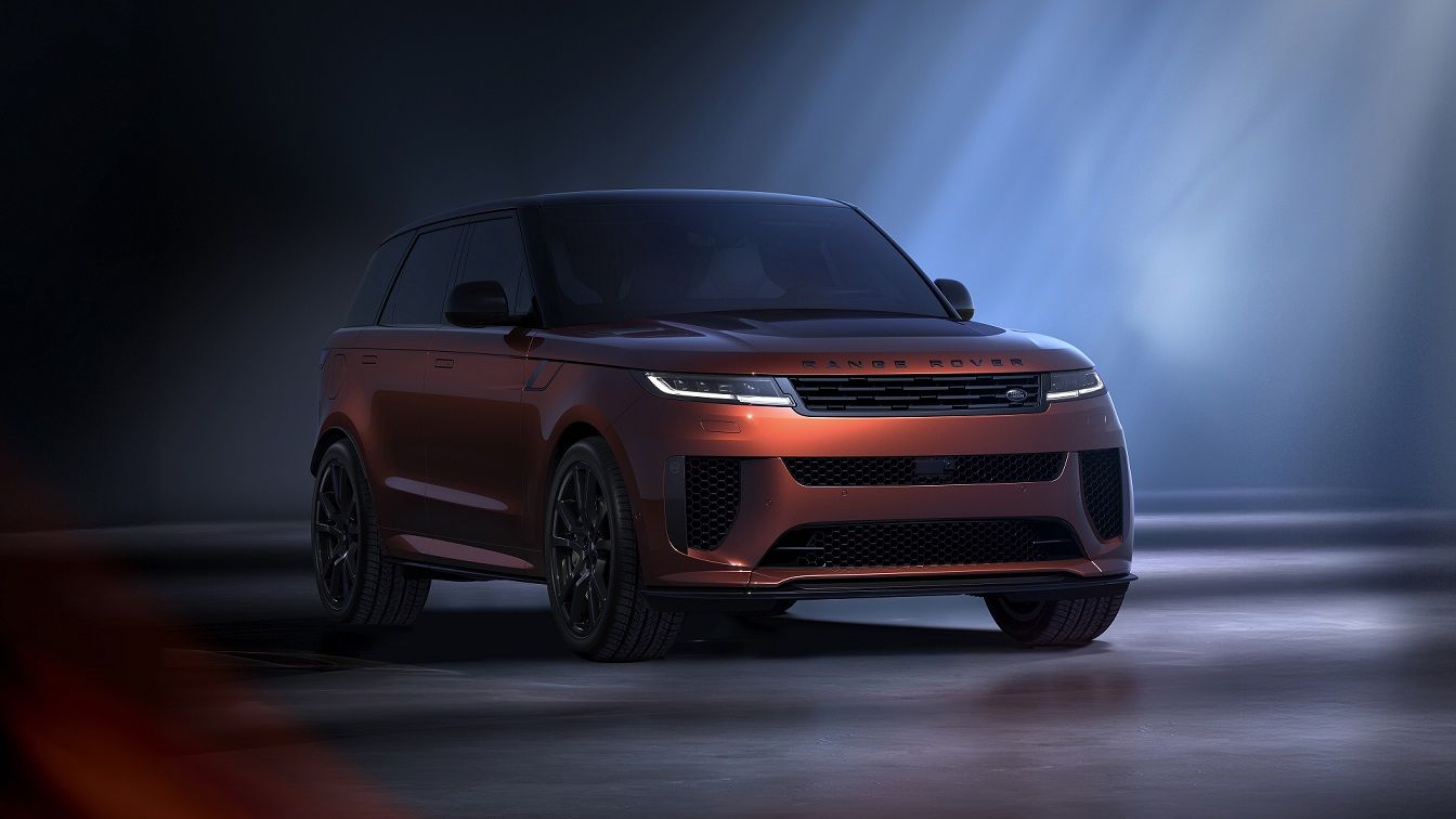 2025 Range Rover Sport SV Carbon Revealed A New Era of Lightweight Luxury Performance.jpg
