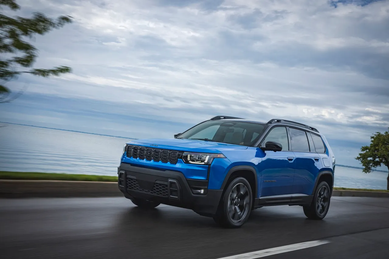 2026 Jeep Cherokee Hybrid PowertrainWhat It Means for the UAE.png