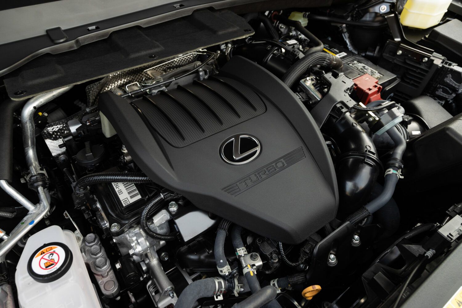 2026 Lexus TX Unveiled Luxury SUV with Advanced Technology and Powerful Hybrid Options 4.jpg