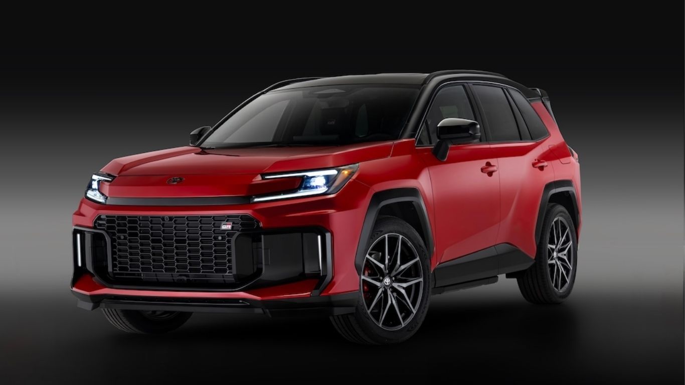 Advanced Features, Safety, and GCC-Specific Appeal.jpg