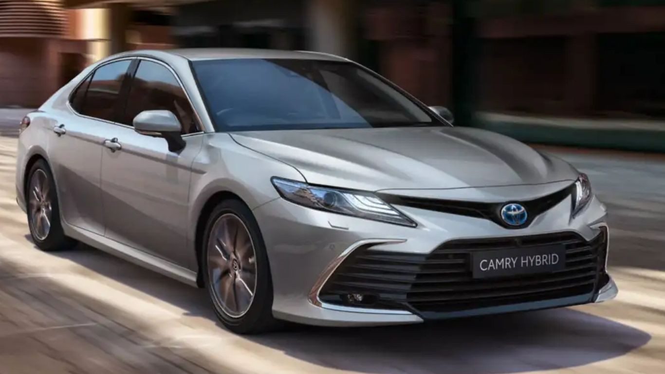 Camry - perfect for city sophistication.jpg