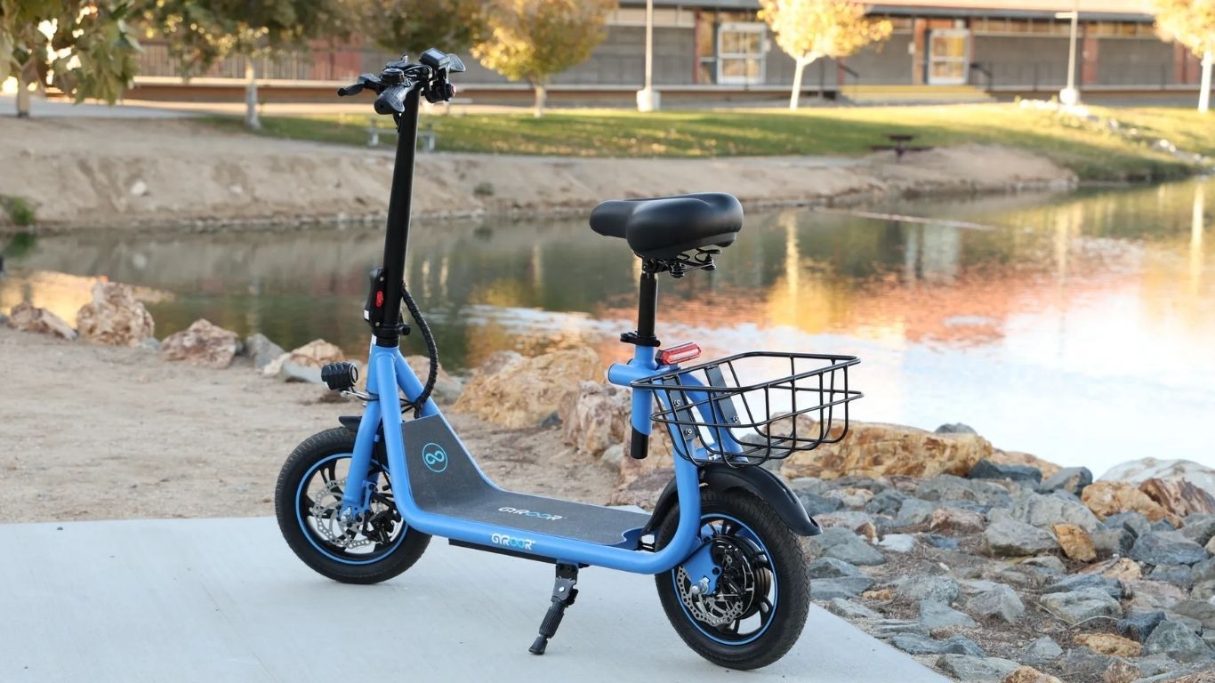 _Essential Rules and Regulations for E-Scooter Riders.jpg