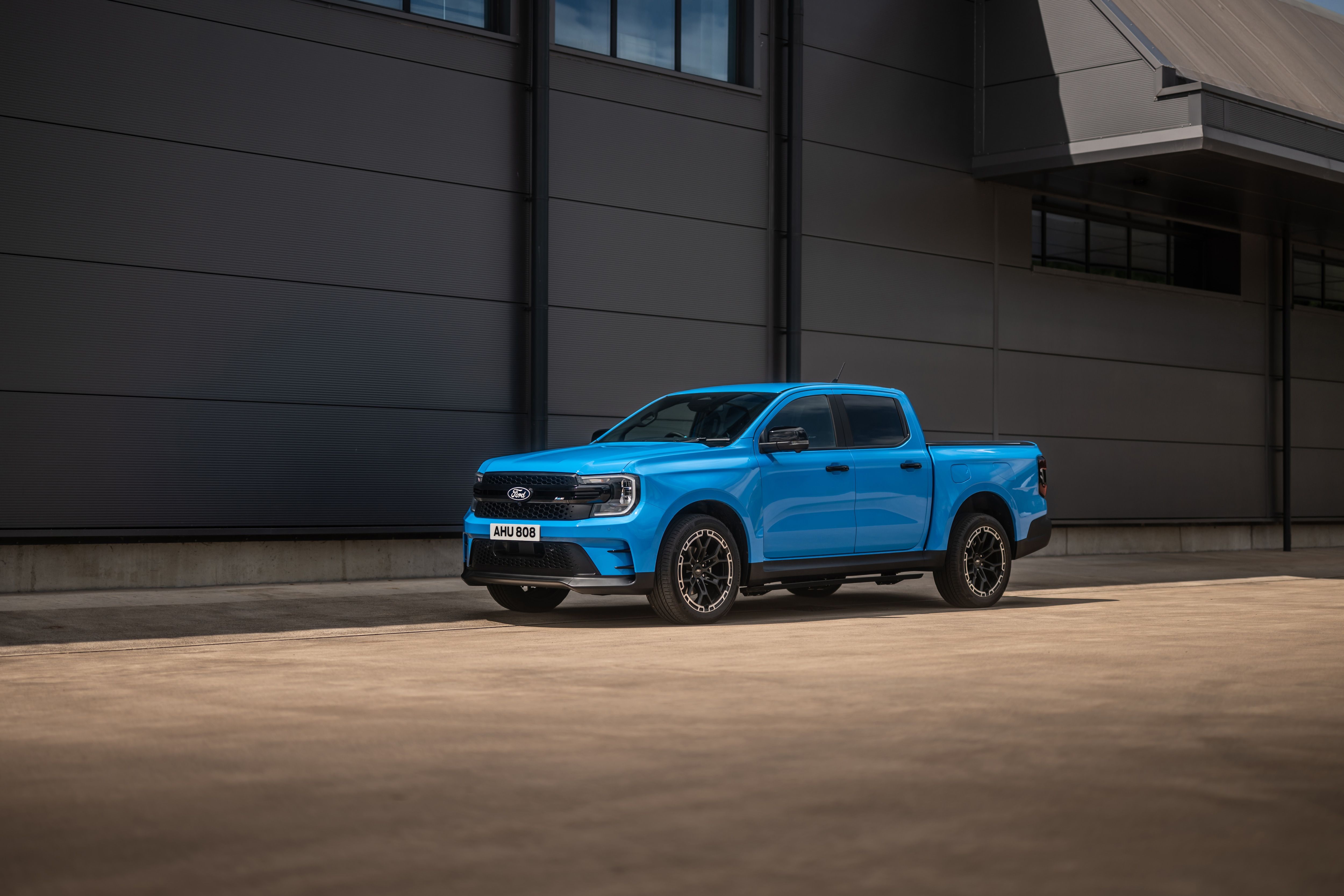 Ford Unveils Electrified Models at IAA Mobility 2025 The Ranger MS-RT PHEV and E-Tourneo Custom MS-RT.jpg