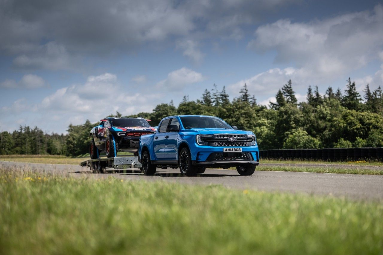 Ford Unveils Electrified Models at IAA Mobility 2025 The Ranger MS-RT PHEV and E-Tourneo Custom MS-RT 2.jpg