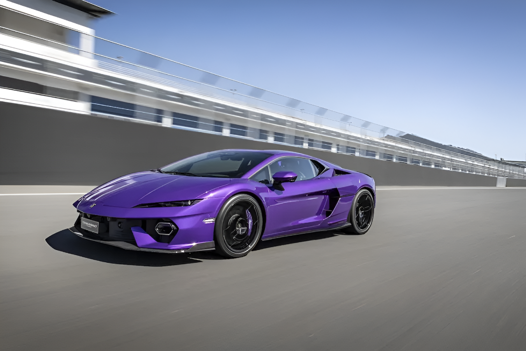 Lamborghini Temerario Makes Global Debut With V8 Bi-Turbo Hybrid (1).png