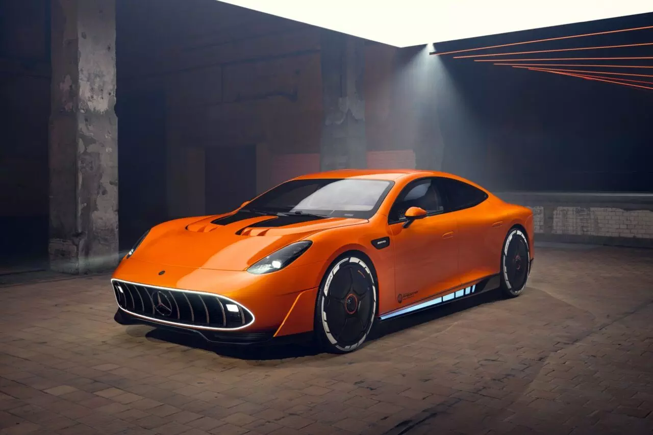 Mercedes-AMG Unveils CONCEPT AMG GT XX Record-Breaking Electric Performance Redefined.png