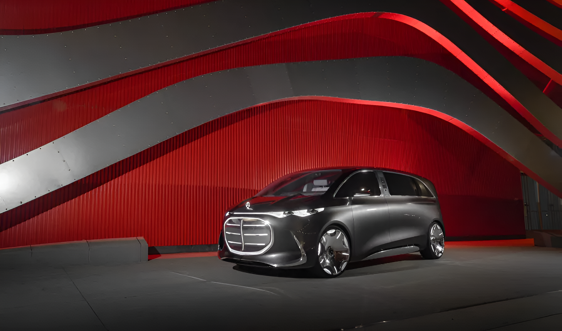 Mercedes-Benz Unveils the Vision V A Groundbreaking Debut in California (1).png