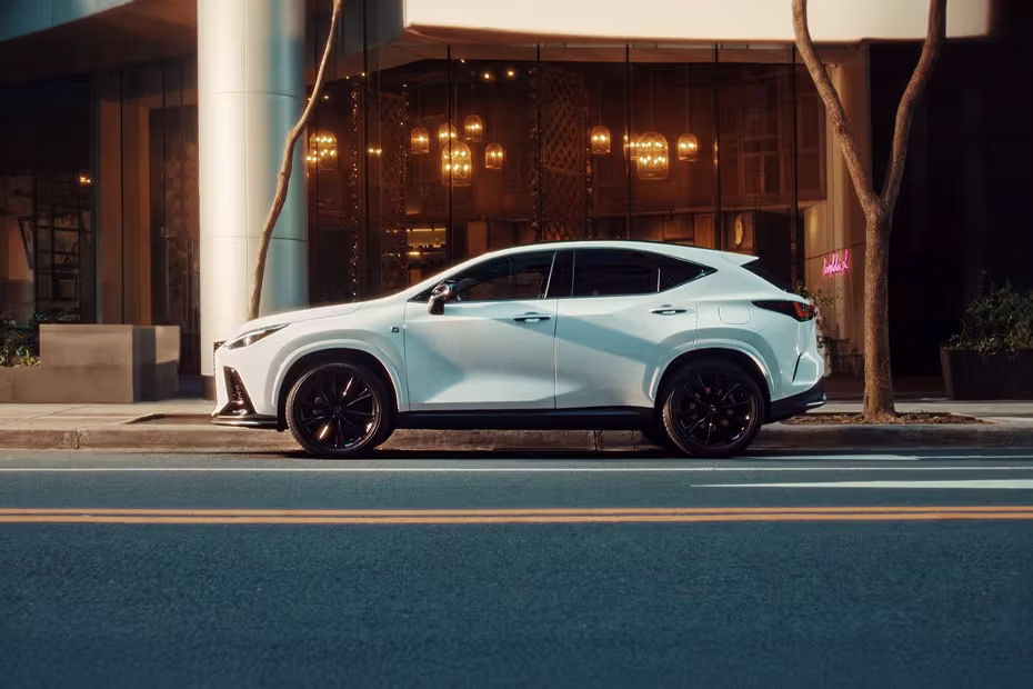 Lexus Nx Nova White Side View With Rear Side Tail light