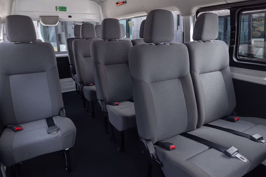 NISSAN URVAN 2026