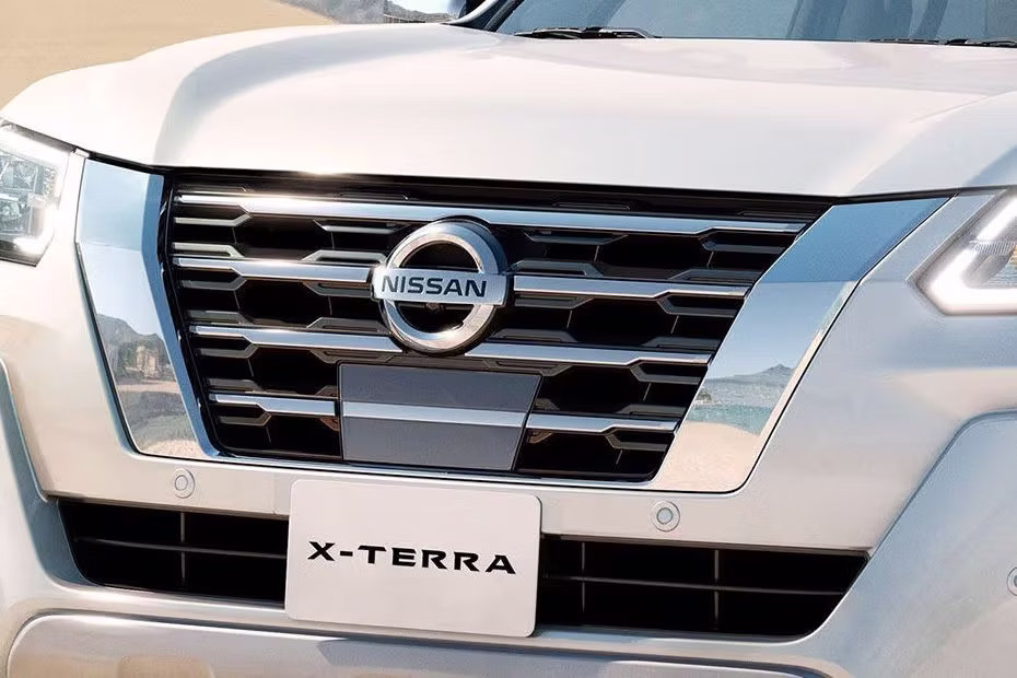 Nissan X Terra Grill View