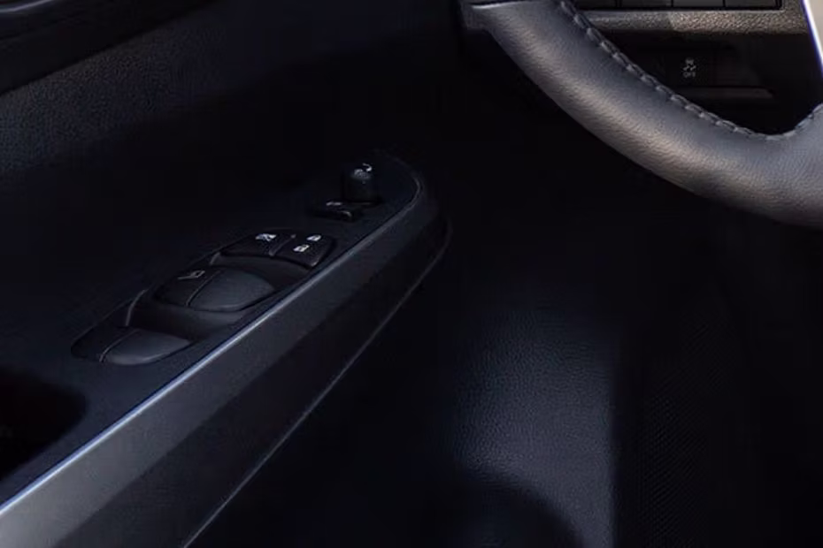 Nissan X Terra Driver Side in Side Control 