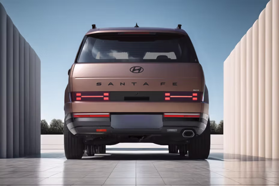 Hyundai Santa Fe Full Rear View 
