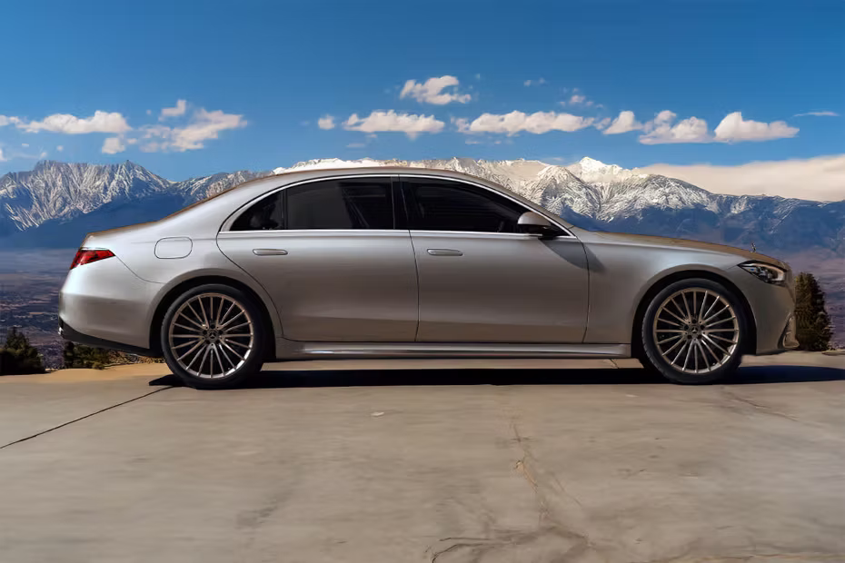 Mercedes-Benz S-Class Medium Angle Front View