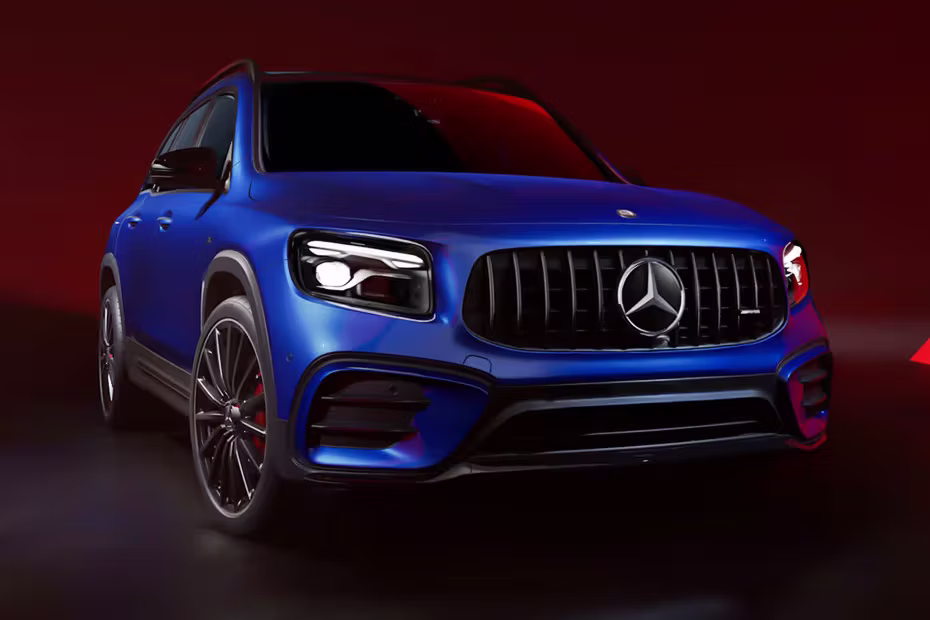 Mercedes-Benz GLB Class Blue Front Grill With Logo View