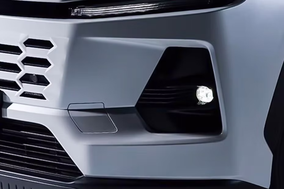 Toyota RAV 4 HEV Front Fog Lamp Close-Up View