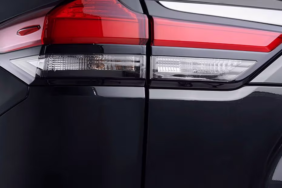 Toyota Innova Hycross Tail Light Closer View