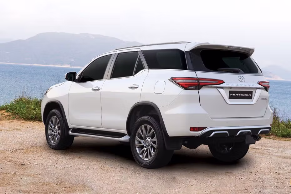 Toyota Fortune Rear Side Cross View Tail Light And Rear Side Alloy Wheel 