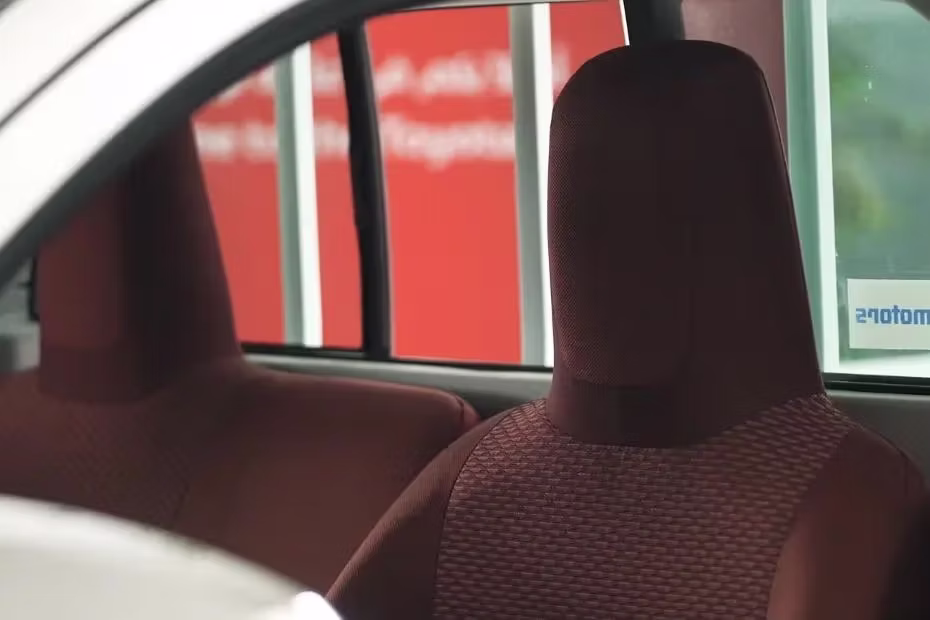 Toyota Hilux Front Seats Headrest 