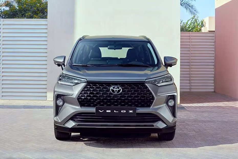 Toyota Veloz Full Front View & LED DRLs With Grill 