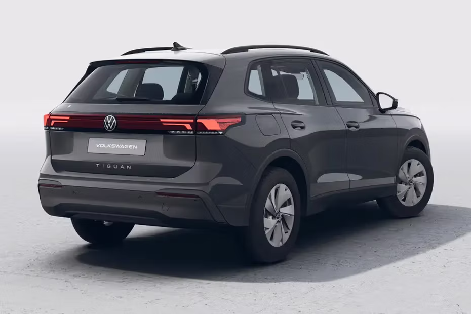 Volkswagen Tiguan Rear Angle And Side Look 