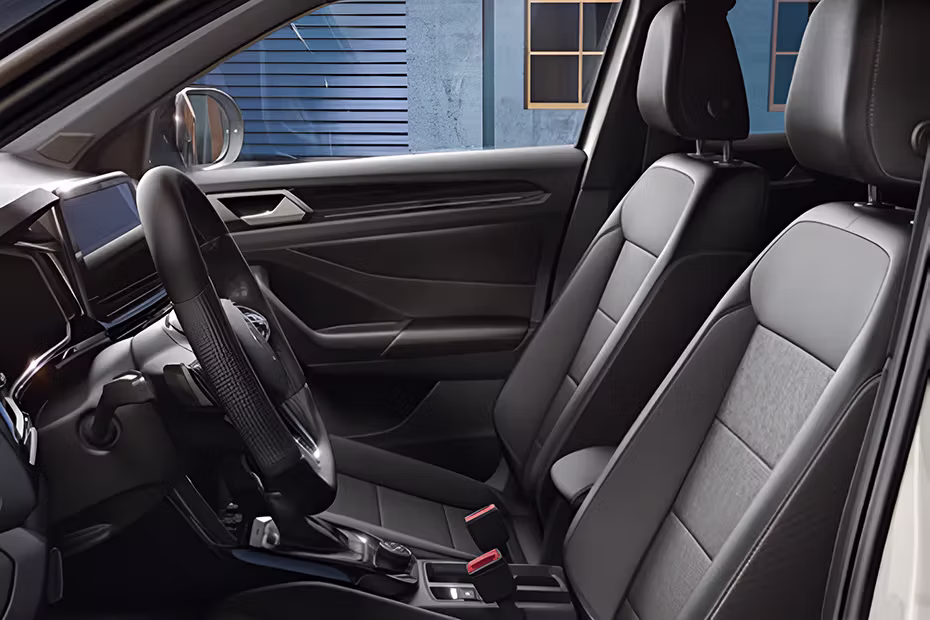 Volkswagen T-Roc Front Seats With Headrest