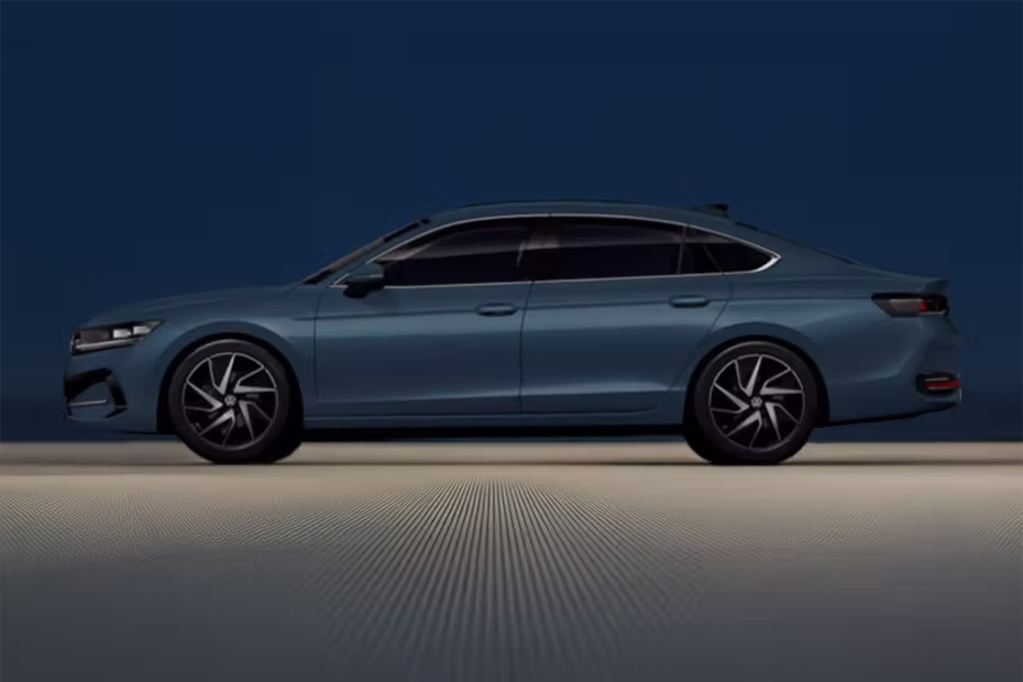 Volkswagen Passat Side View And 18-Inch Alloy Wheel 