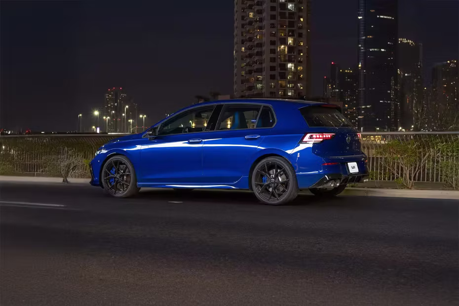 Volkswagen Golf R Rear Cross Side View
