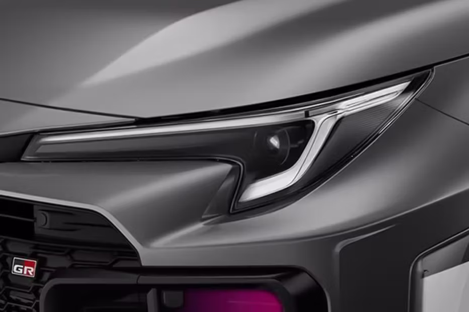 GR COROLLA 2026