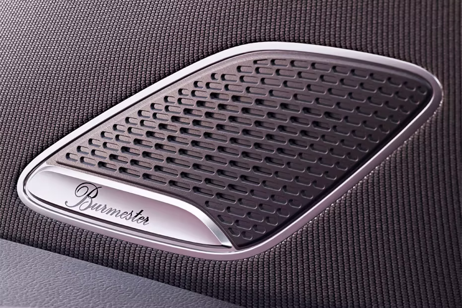 Mercedes-Benz EQA Speaker view