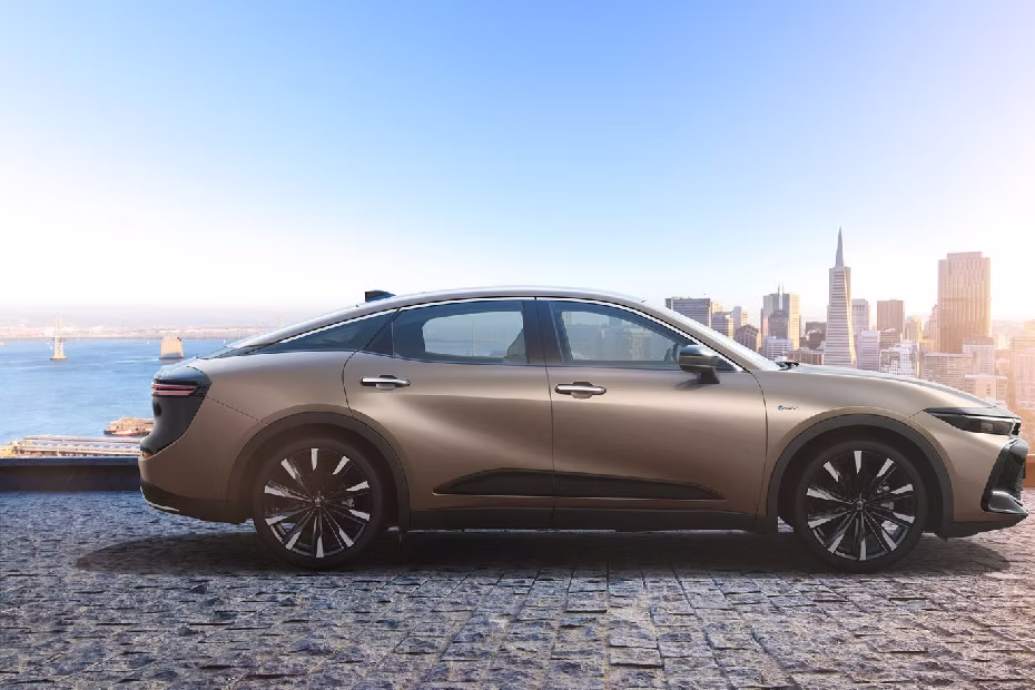 CROWN HYBRID 2026
