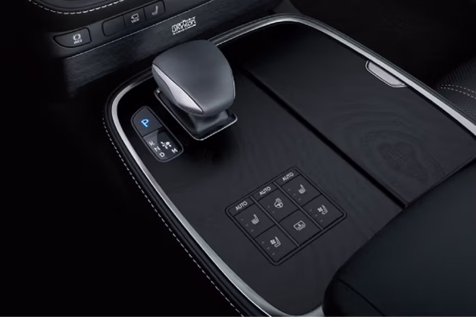 Lexus LS Hybrid Gear Shifter With Center Console