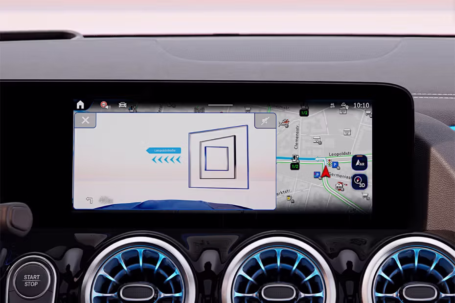 Mercedes-Benz EQA Navigation With Parking Assist