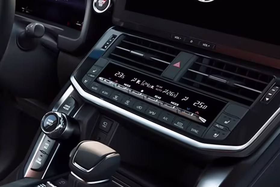 Toyota Land Cruiser Front AC Controls And AC Vents