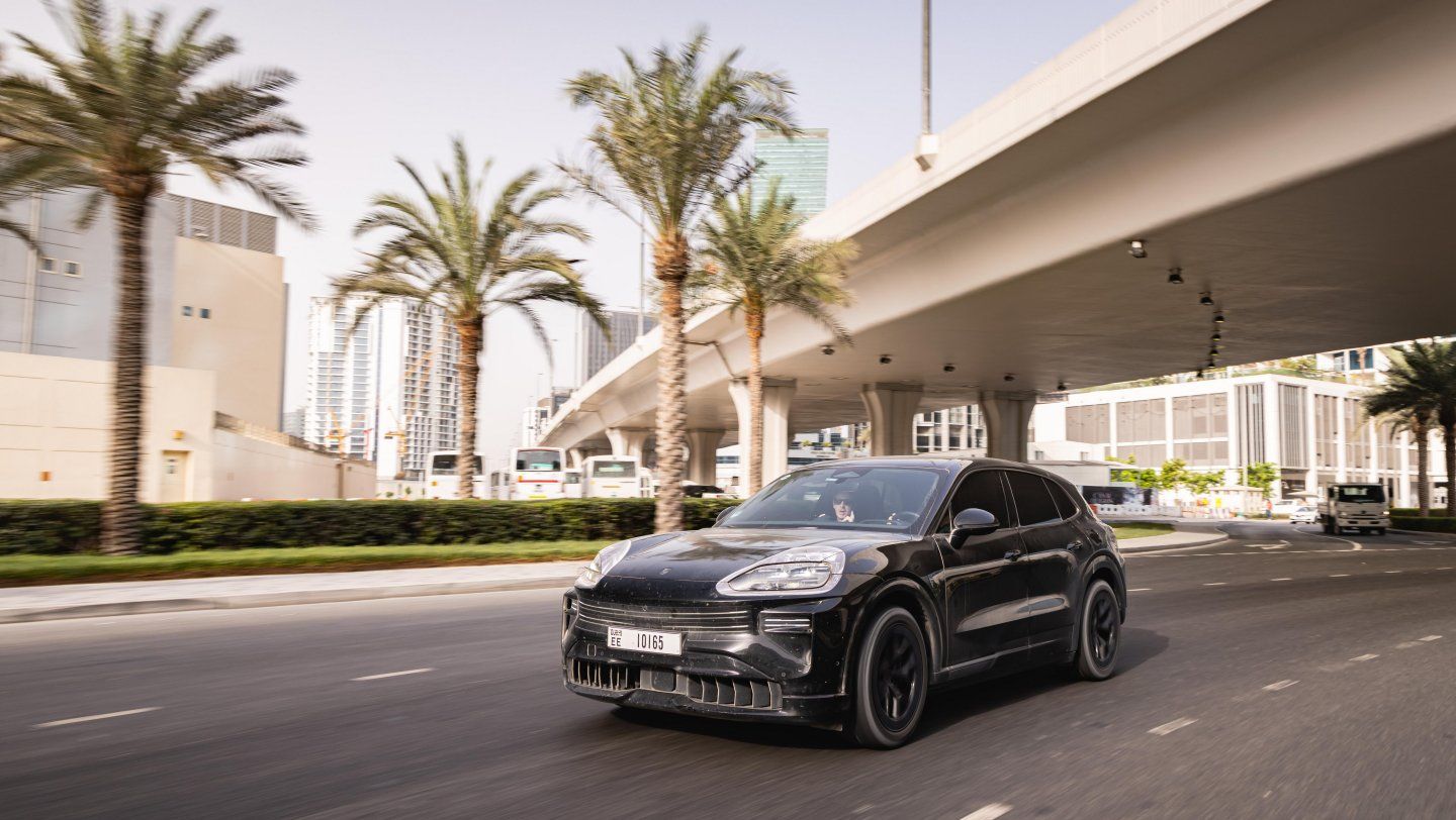 Porsche Cayenne EV Set for Launch After Rigorous Virtual and Physical Testing.jpg