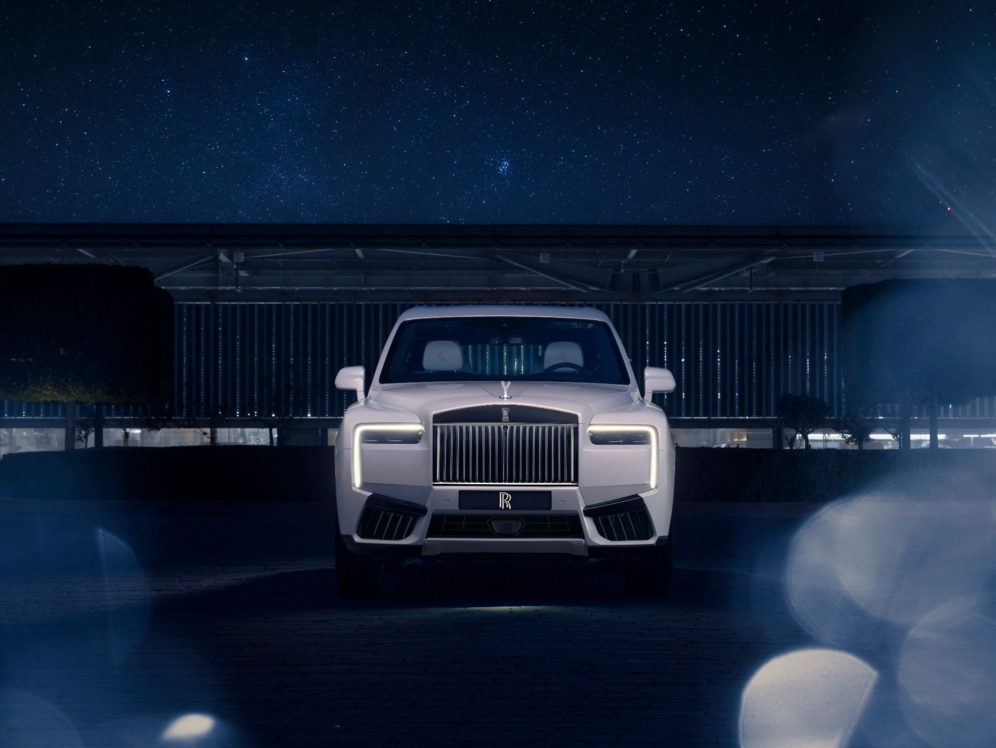 Rolls-Royce Cullinan Cosmos A Unique Fusion of Artistry and Engineering 1.jpg