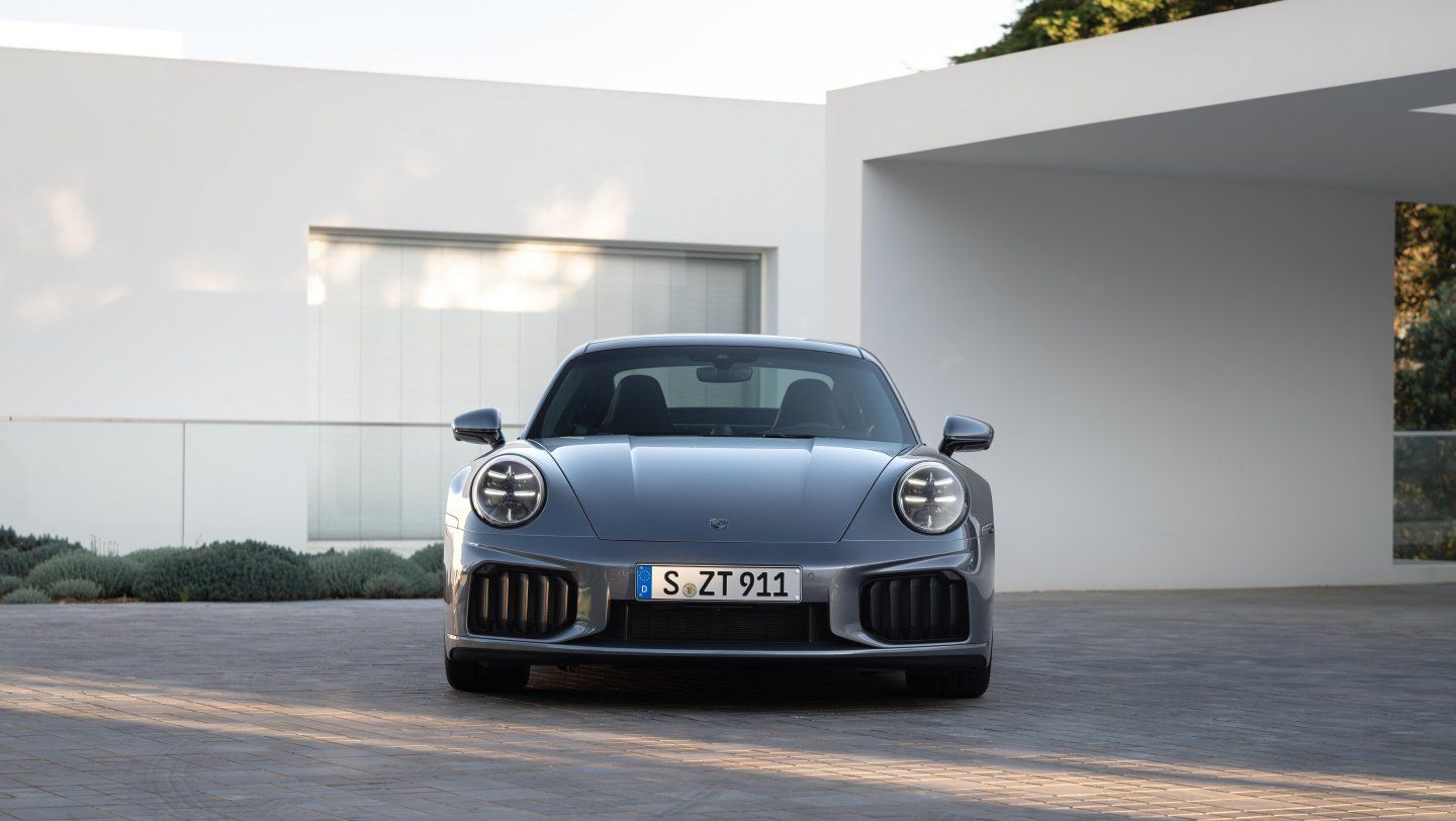 Unleashing Power The All-New 2026 Porsche 911 Turbo S Hybrid Reigns Supreme 1.jpg