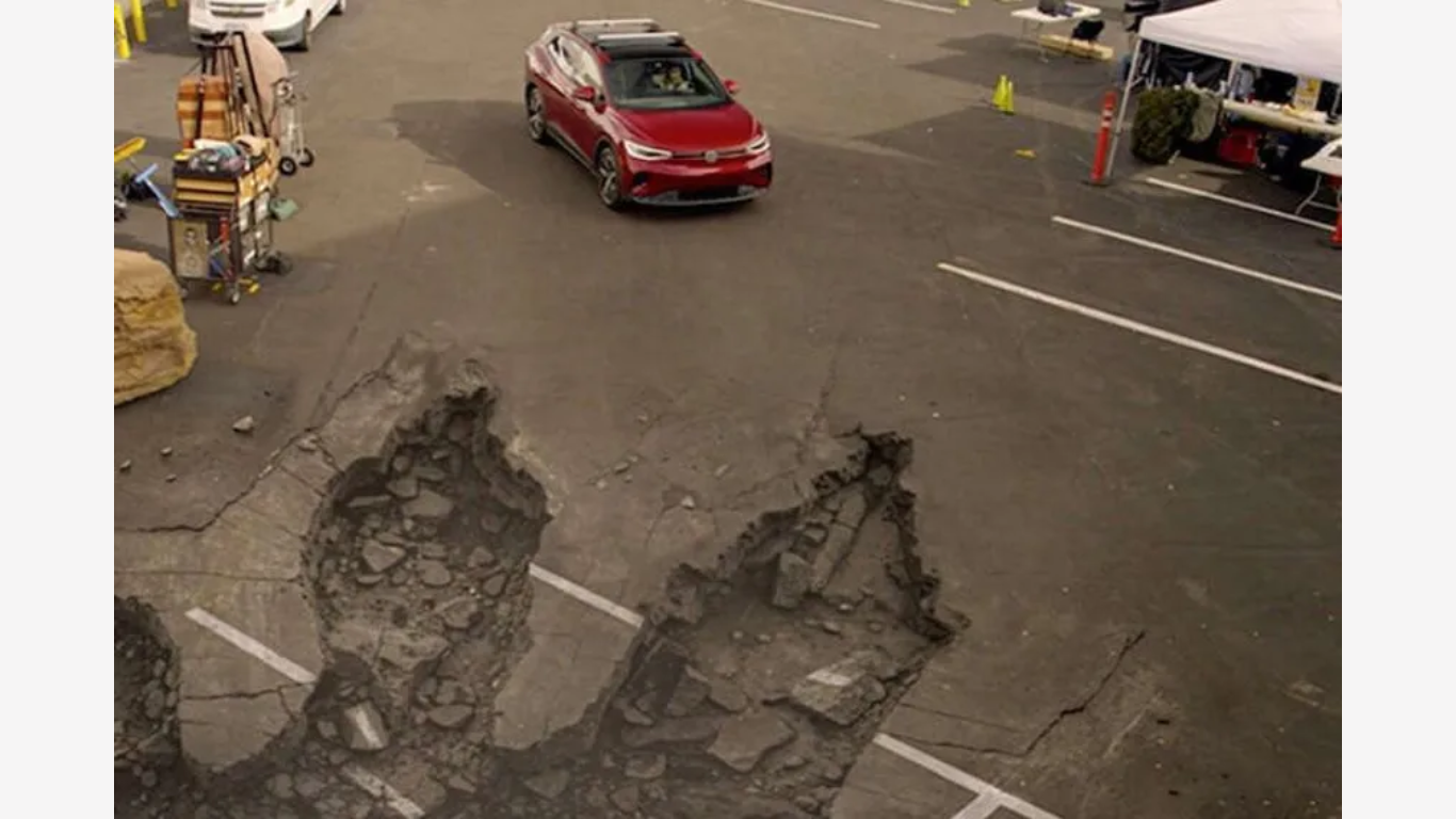 Volkswagen ID.4 appears in a new film alongside King Kong and Godzilla