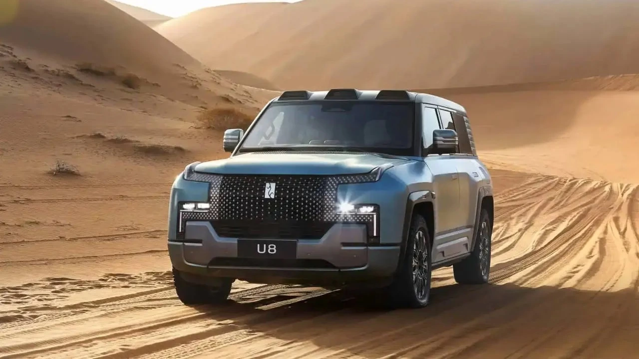 Yangwang U8 Launches in UAE Luxury Plug-in Hybrid SUV Starting at AED 650,900.png