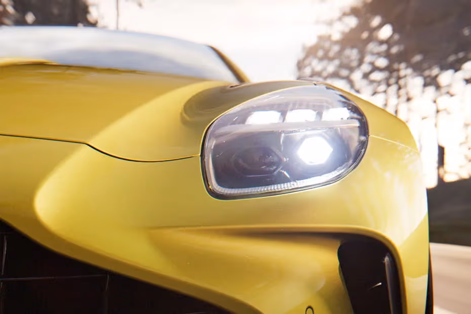 Aston Martin Vantage 2026 Projector LED Headlight Close-up