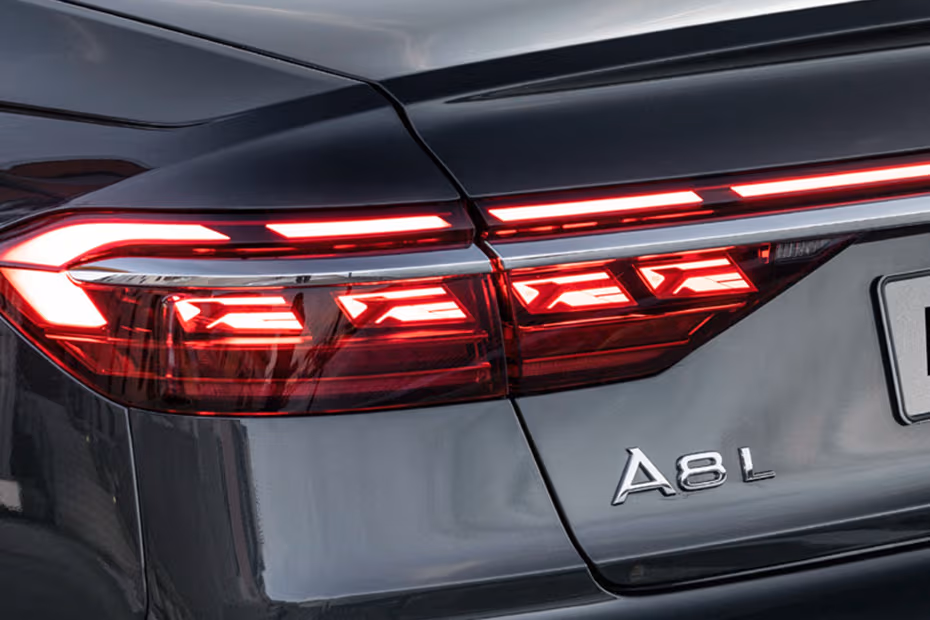  Audi A8 L 2026 Connected LED Taillight
