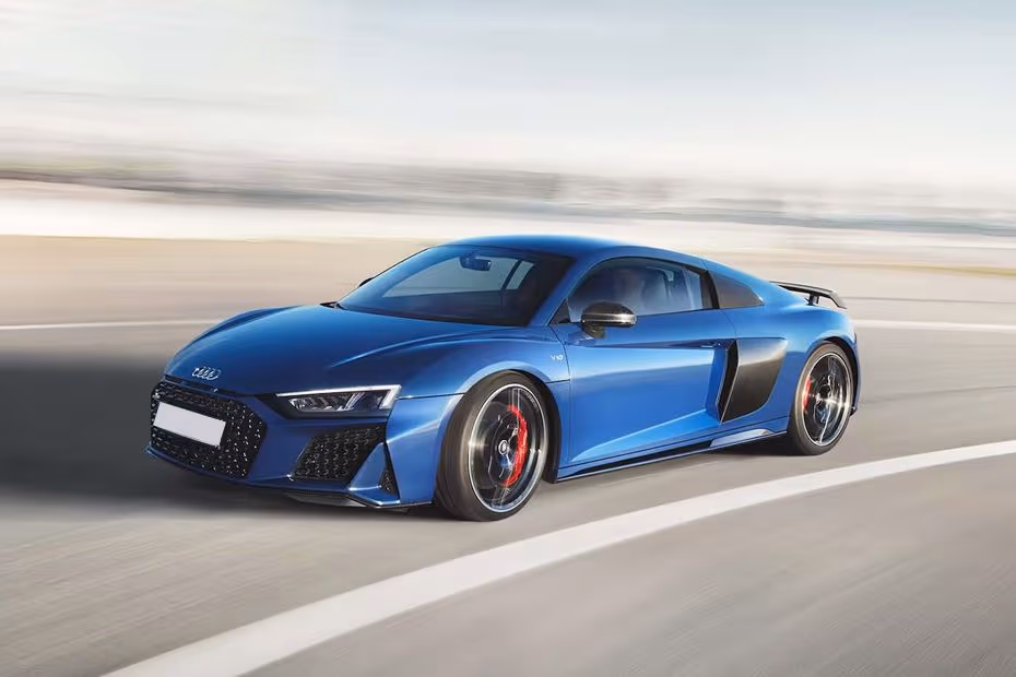 Audi R8 Coupe 2026 Front Left Perspective Angle