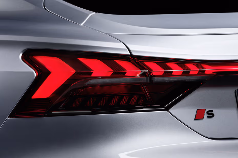 Audi S E-Tron GT 2026 LED Taillight