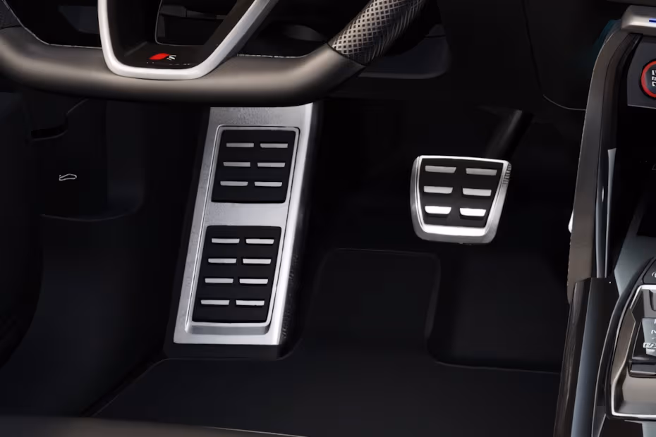 Audi SQ 5 2026 Driver Foot Pedals