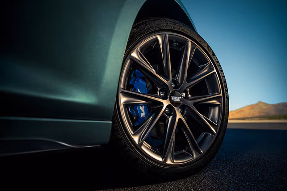 Cadillac CT5 V 2026 Aerodynamic alloy wheel design close-up
