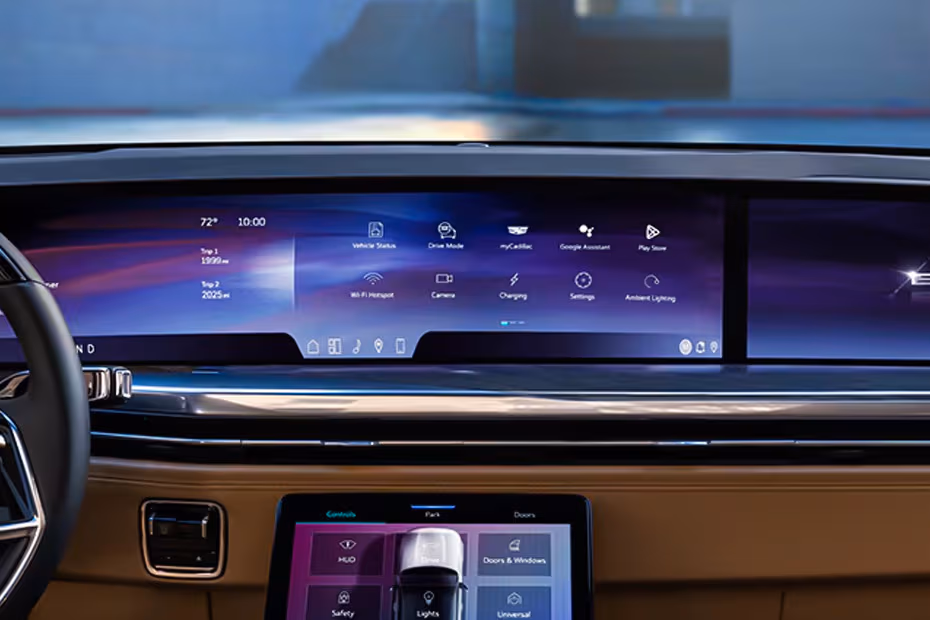 Cadillac ESCALADE IQL 2026 Floating touchscreen infotainment system