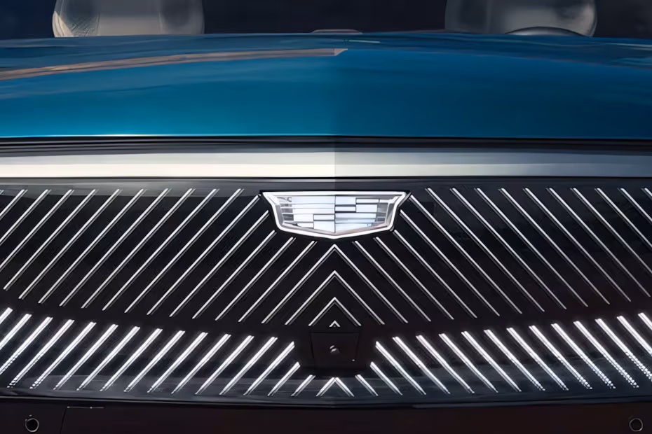Cadillac LYRIQ 2026 Grille Mounted Front Emblem