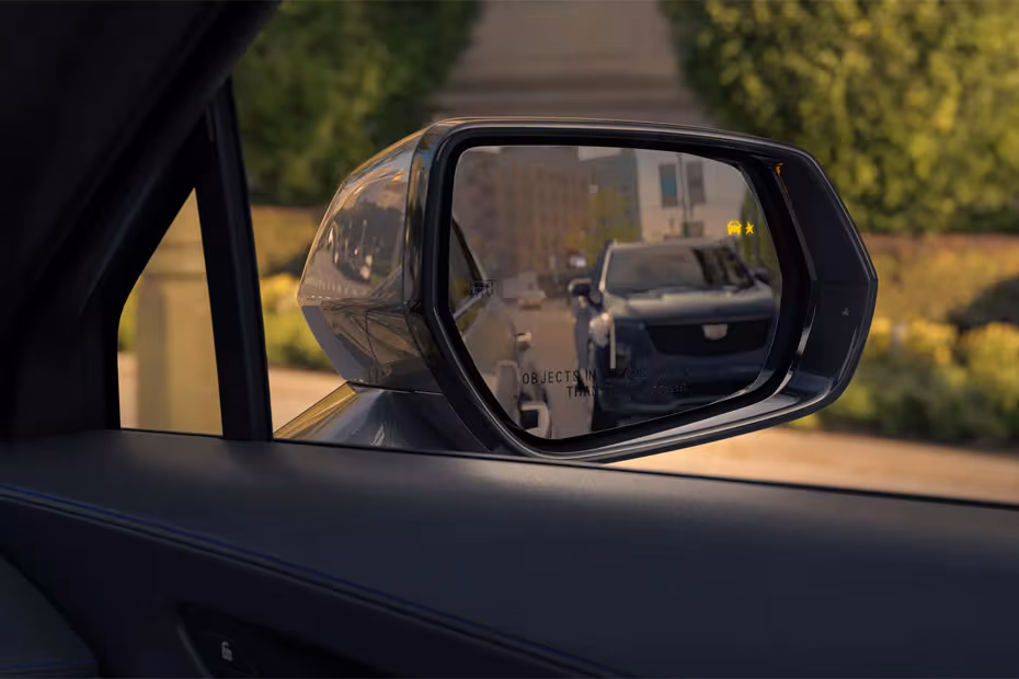 Cadillac XT4 2026 ORVM with Integrated LED Turn Indicator