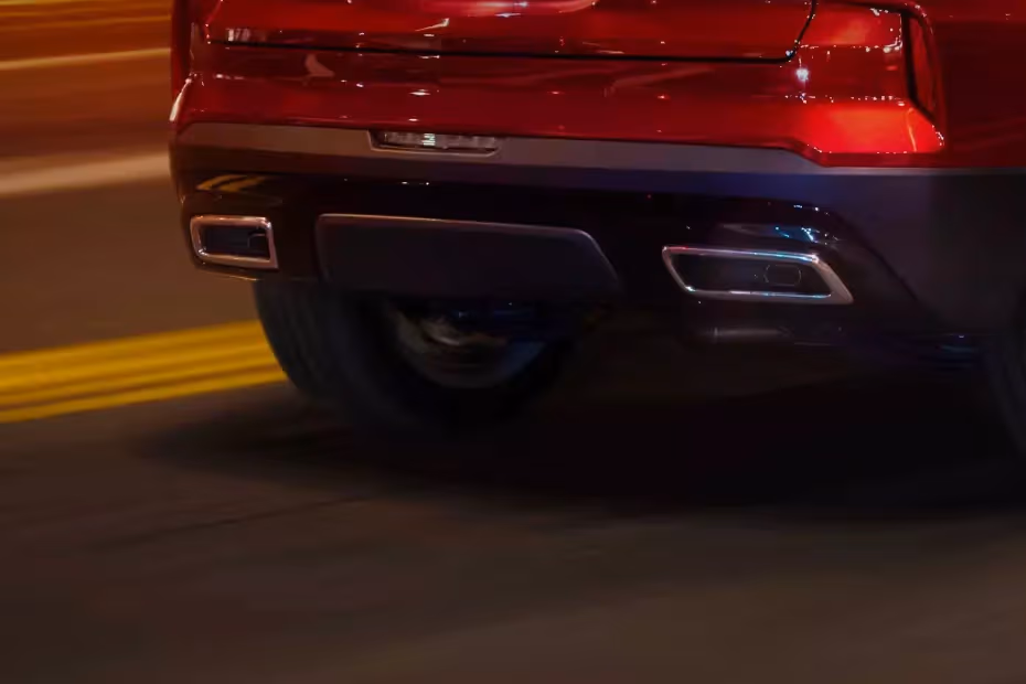 Cadillac XT4 2026 Rear Bumper with Dual Exhaust Outlets