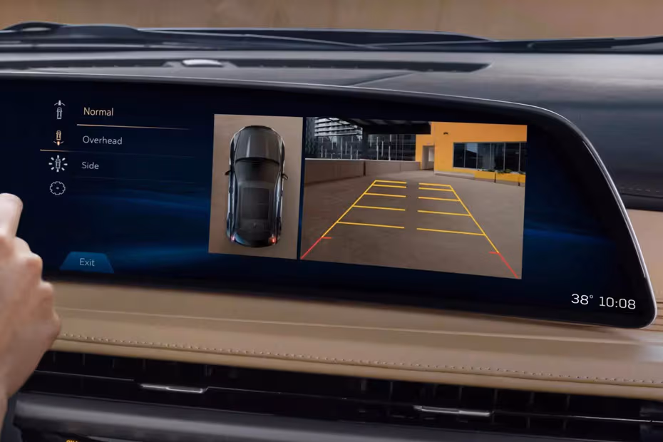 Cadillac XT4 2026 Rear Parking Sensor with Reverse Camera