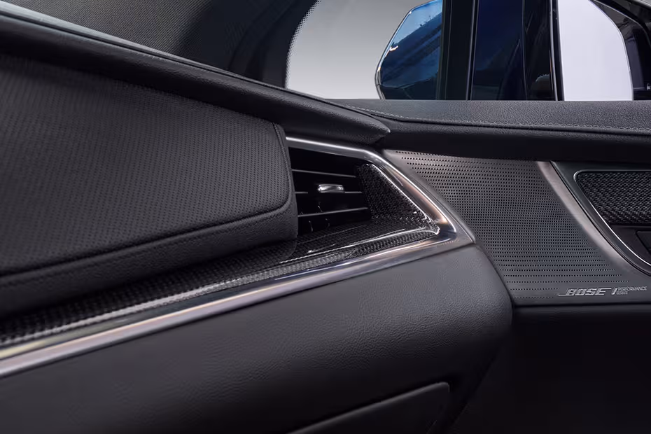 Cadillac XT5 2026 SUV Front side dashboard AC vent